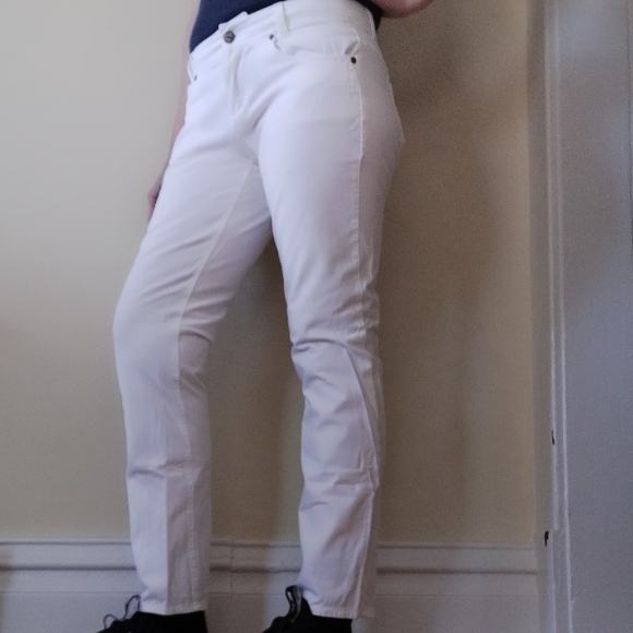 White Denim Jeans,  Esprit 8 - Picture 9 of 10